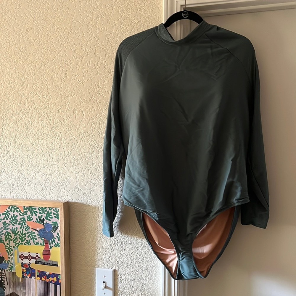 New with tags long sleeve j crew swimsuit ribbed